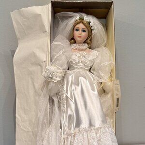 VINTAGE PORCELAIN BRIDE DOLL